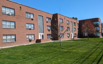 571 Center Street Apartments